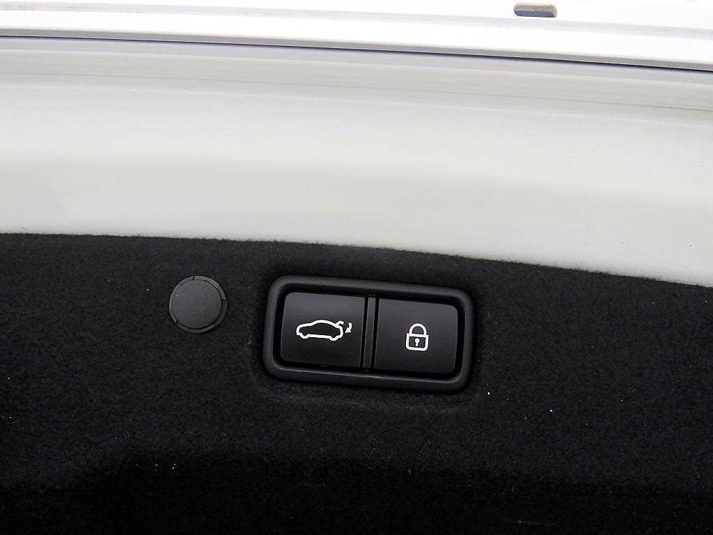 KIA K7 - Vista 5