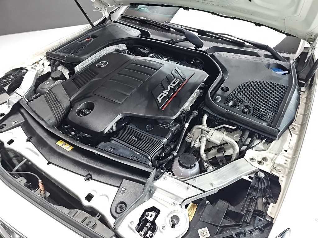 Mercedes Benz E class - Vista 5