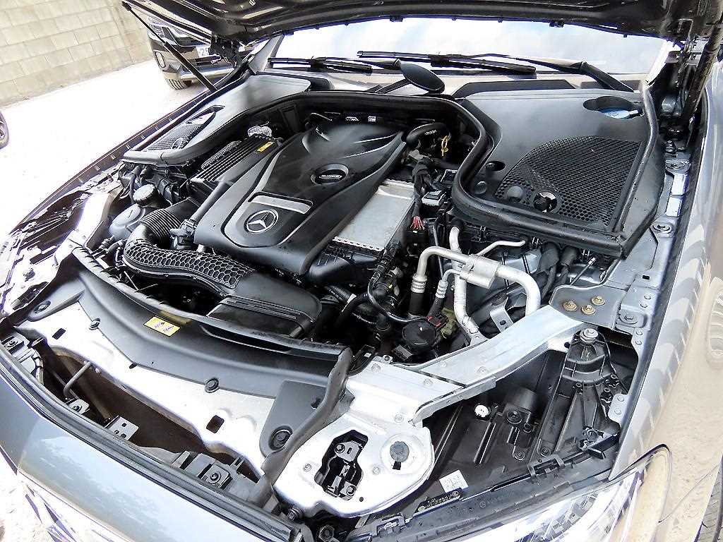 Mercedes Benz E class 2019 Gris - Importación desde Corea - HF Imports Iquique - Foto 19