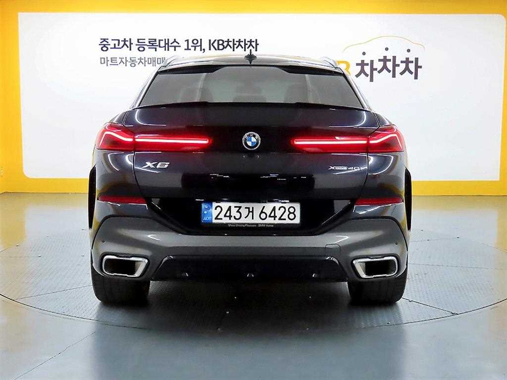 BMW X6 - Vista 3