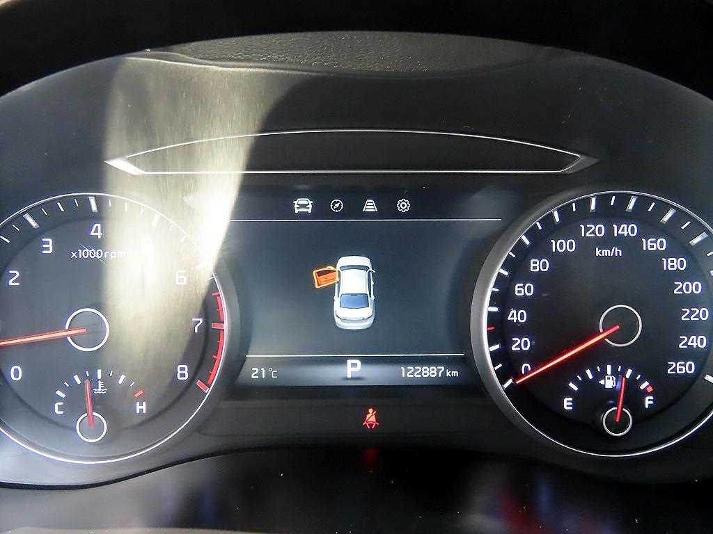 KIA K7 - Vista 8