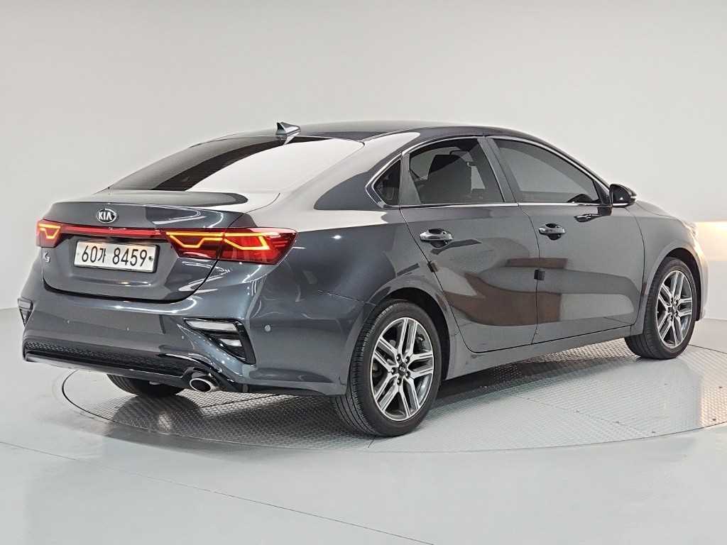 KIA K3 - Vista 4