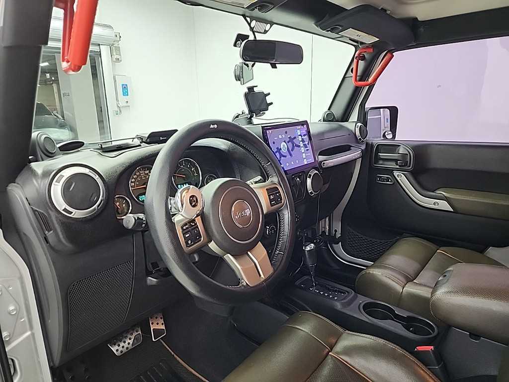 Jeep Wrangler - Vista 7