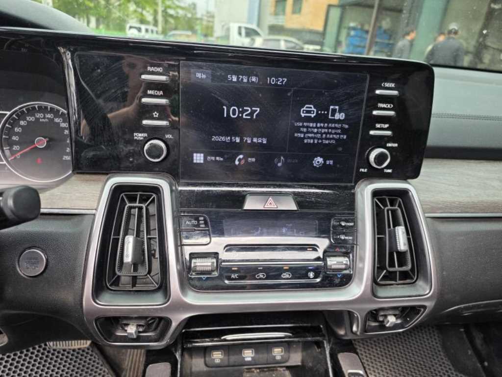 KIA Sorento - Vista 11