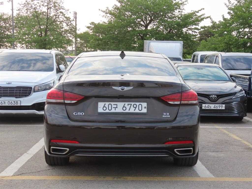 Genesis G80 - Vista 4