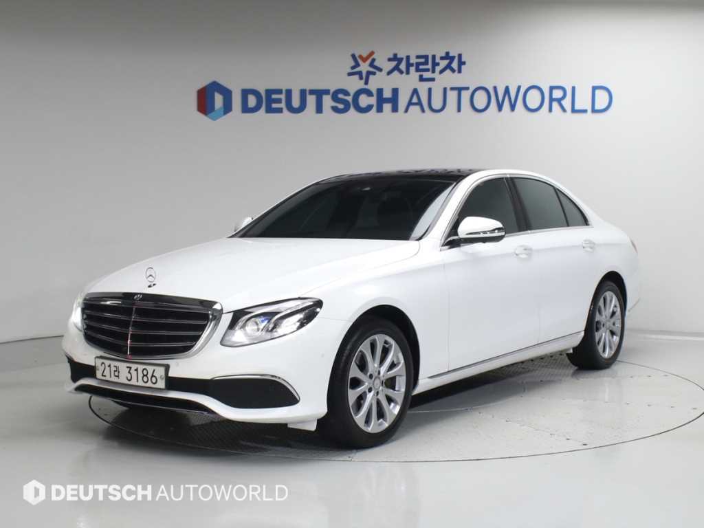 Mercedes Benz E class 2017 Blanco - Importación desde Corea - HF Imports Iquique - Foto 1