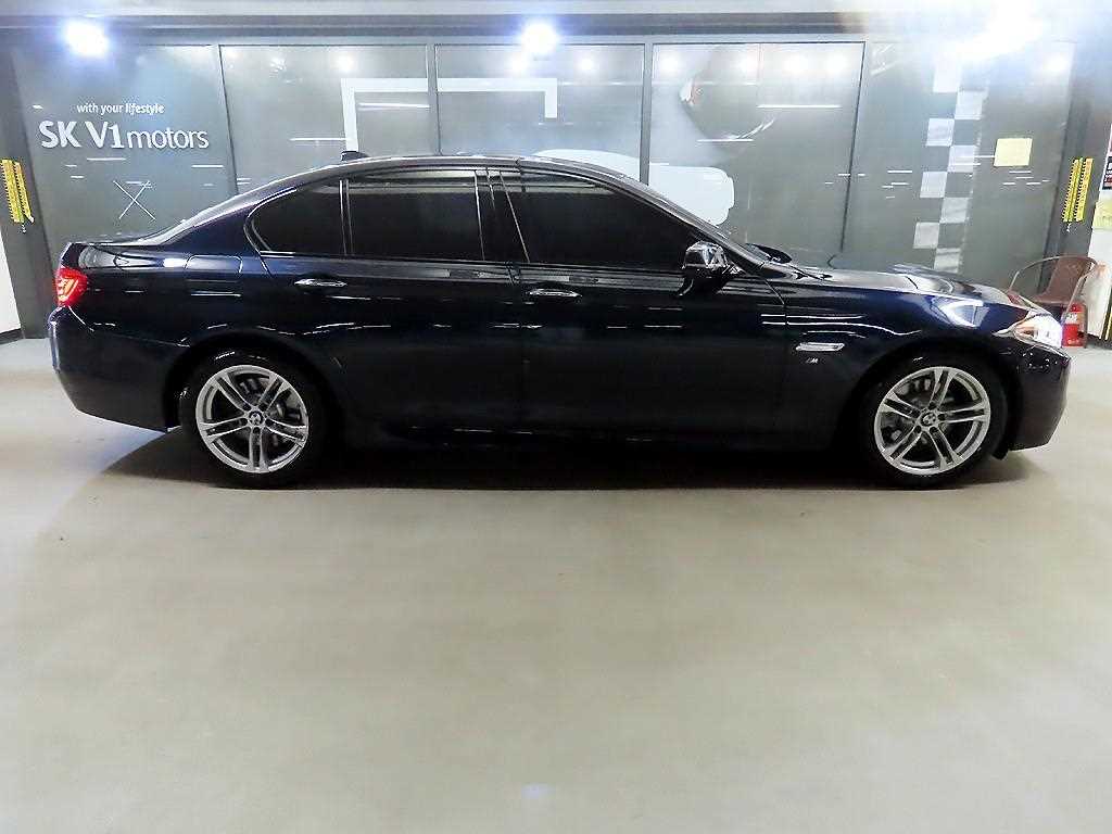 BMW 5 Series - Vista 3
