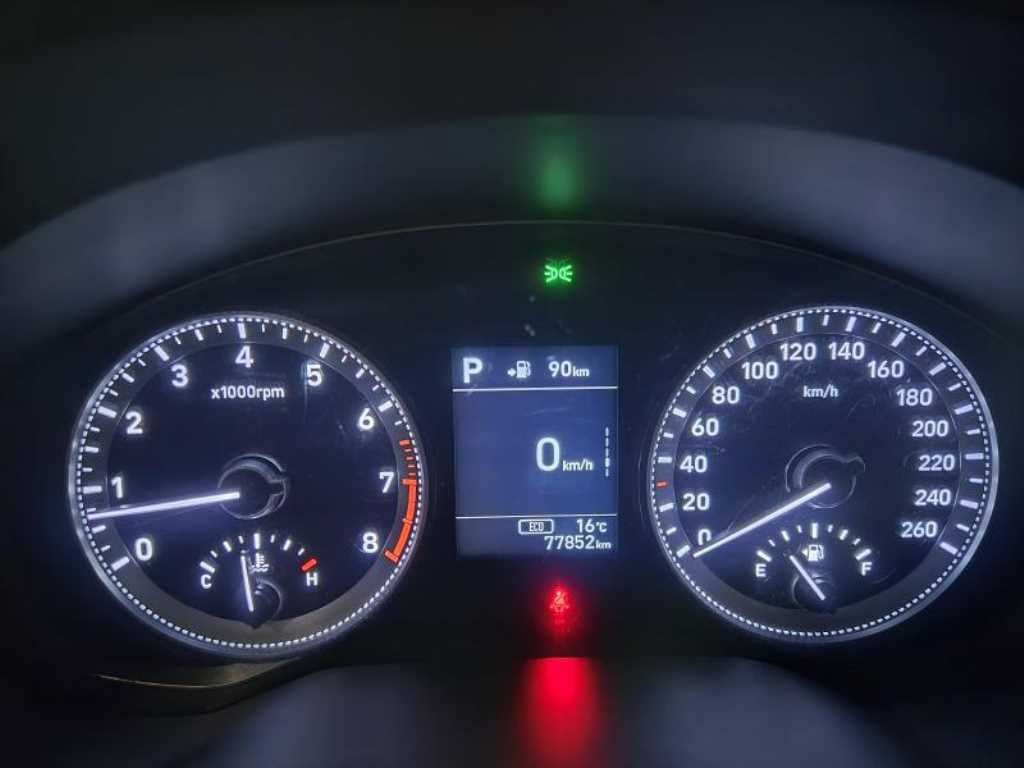 HYUNDAI Grandeur - Vista 10