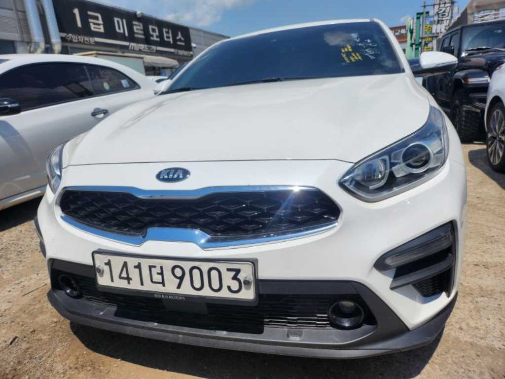 KIA K3 2021 Blanco - Importación desde Corea - HF Imports Iquique - Foto 1