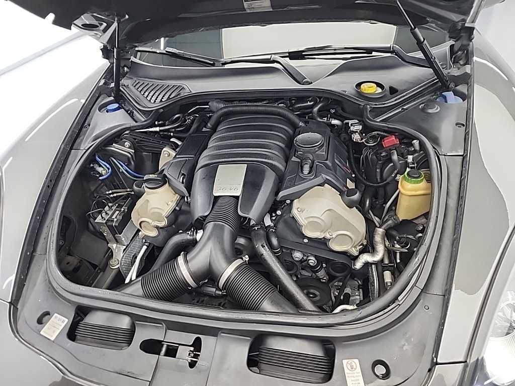 Porsche Panamera - Vista 5