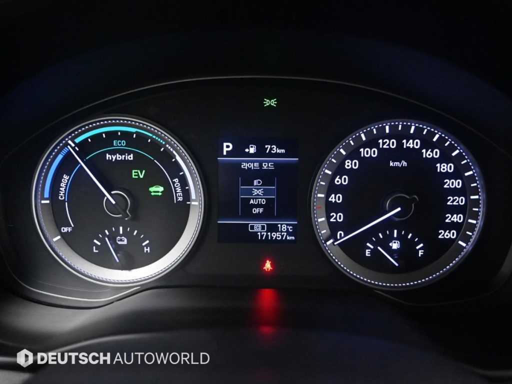 HYUNDAI Grandeur - Vista 8