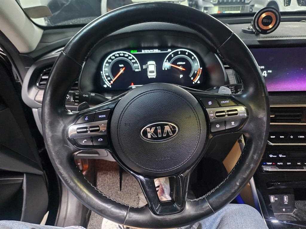 KIA K7 - Vista 8