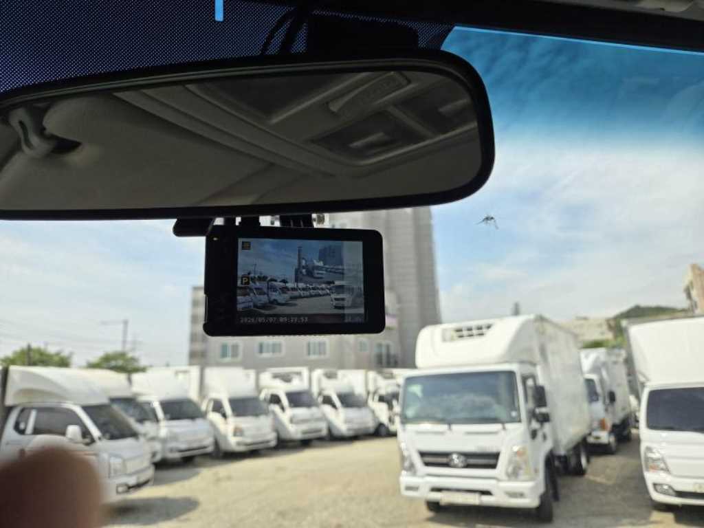 medium and large cargo truck 2022 Blanco - Importación desde Corea - HF Imports Iquique - Foto 14