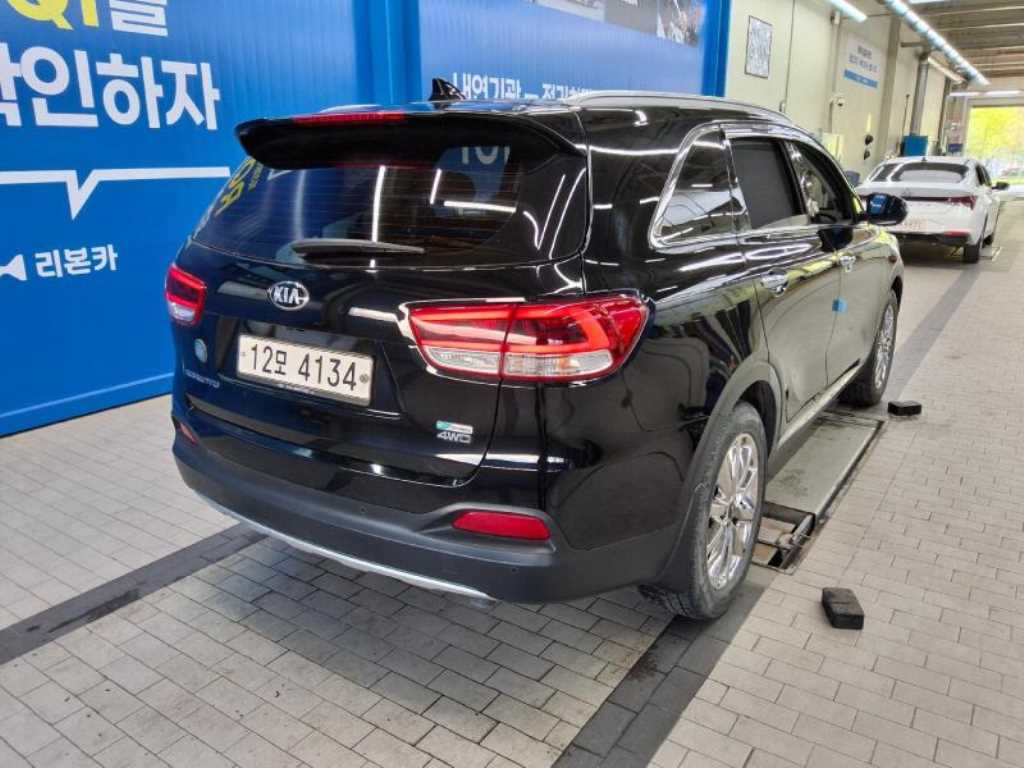 KIA Sorento - Vista 3