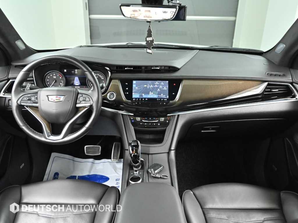 Cadillac XT6 - Vista 7