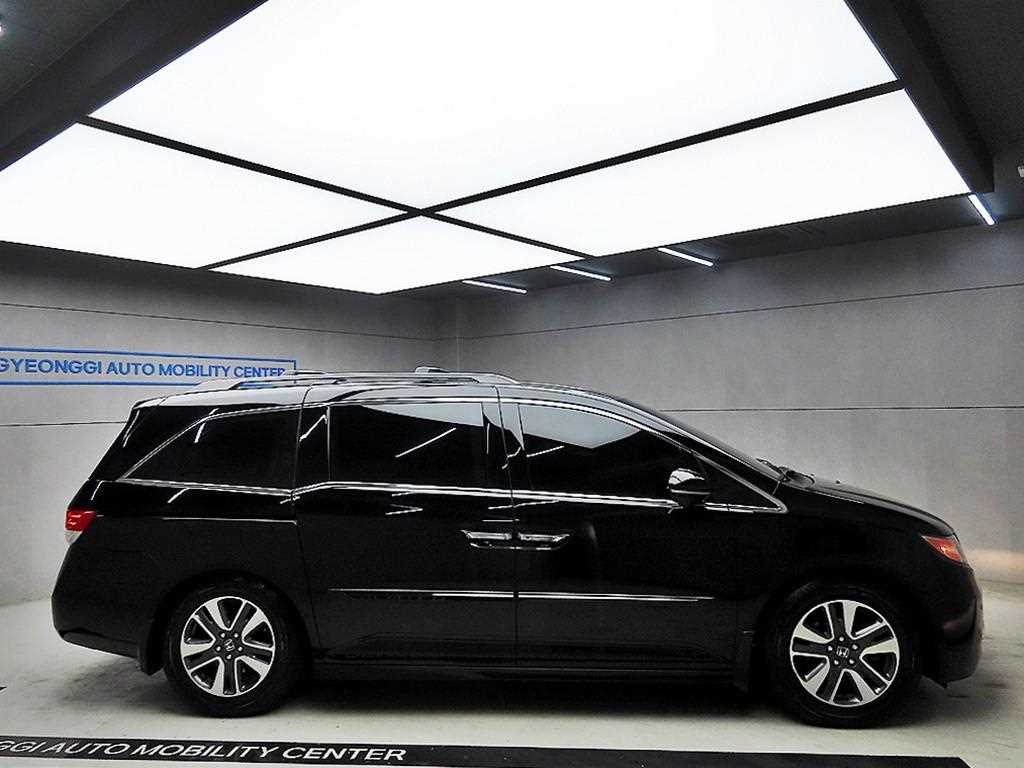Honda Odyssey - Vista 2