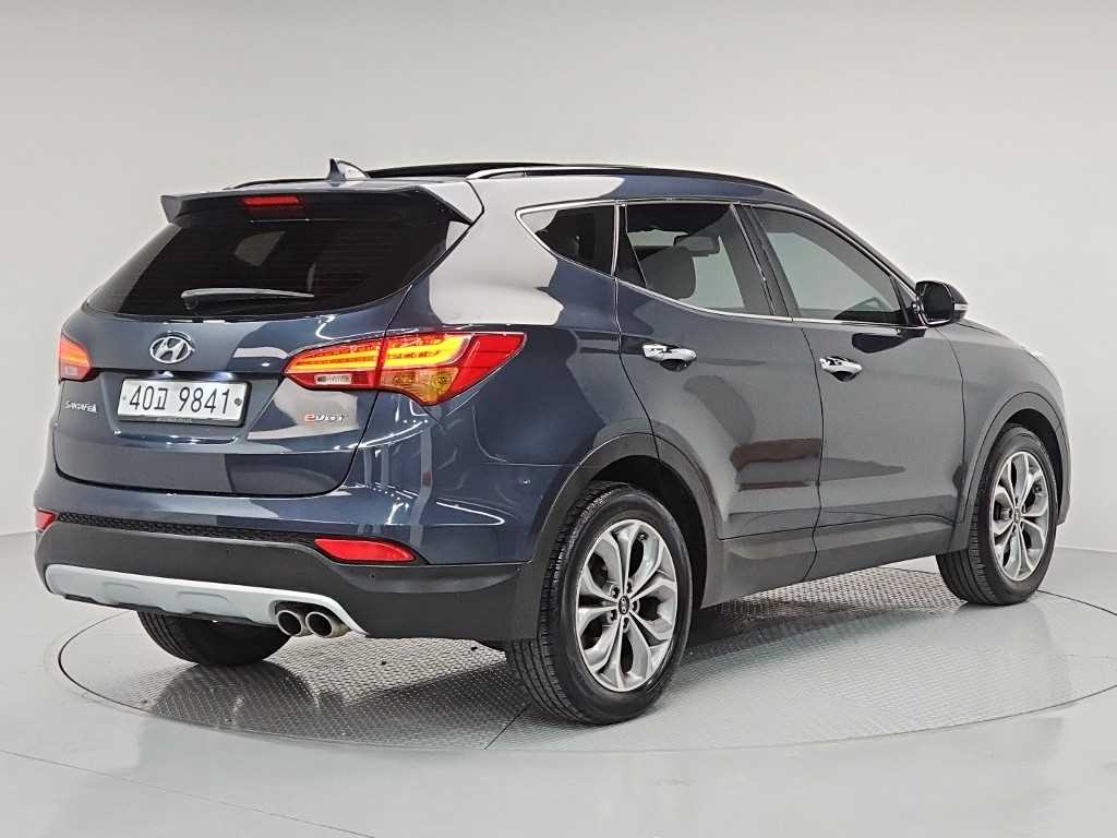 HYUNDAI Santa Fe - Vista 4