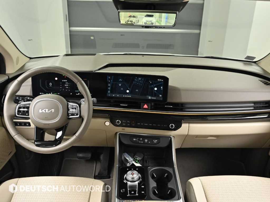 KIA Carnival - Vista 7
