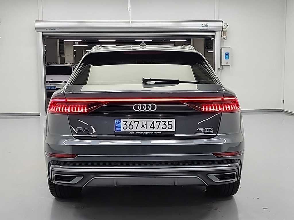 Audi Q8 - Vista 3