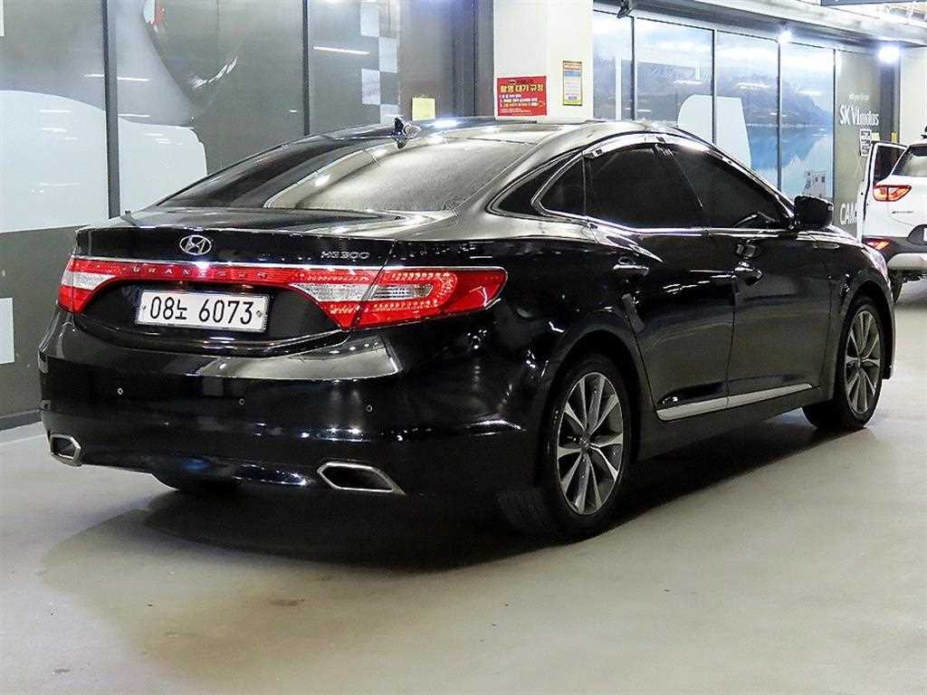 HYUNDAI Grandeur - Vista 4