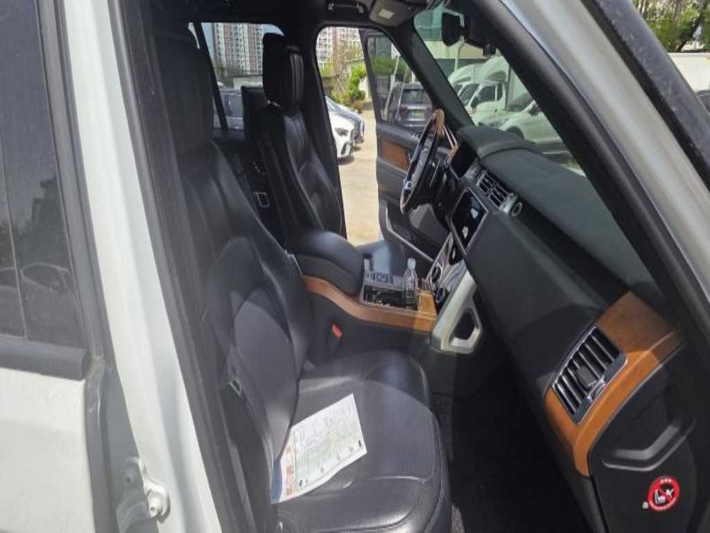 Land Rover Range Rover - Vista 6