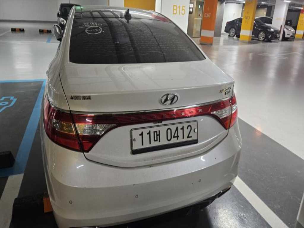 HYUNDAI Grandeur - Vista 3