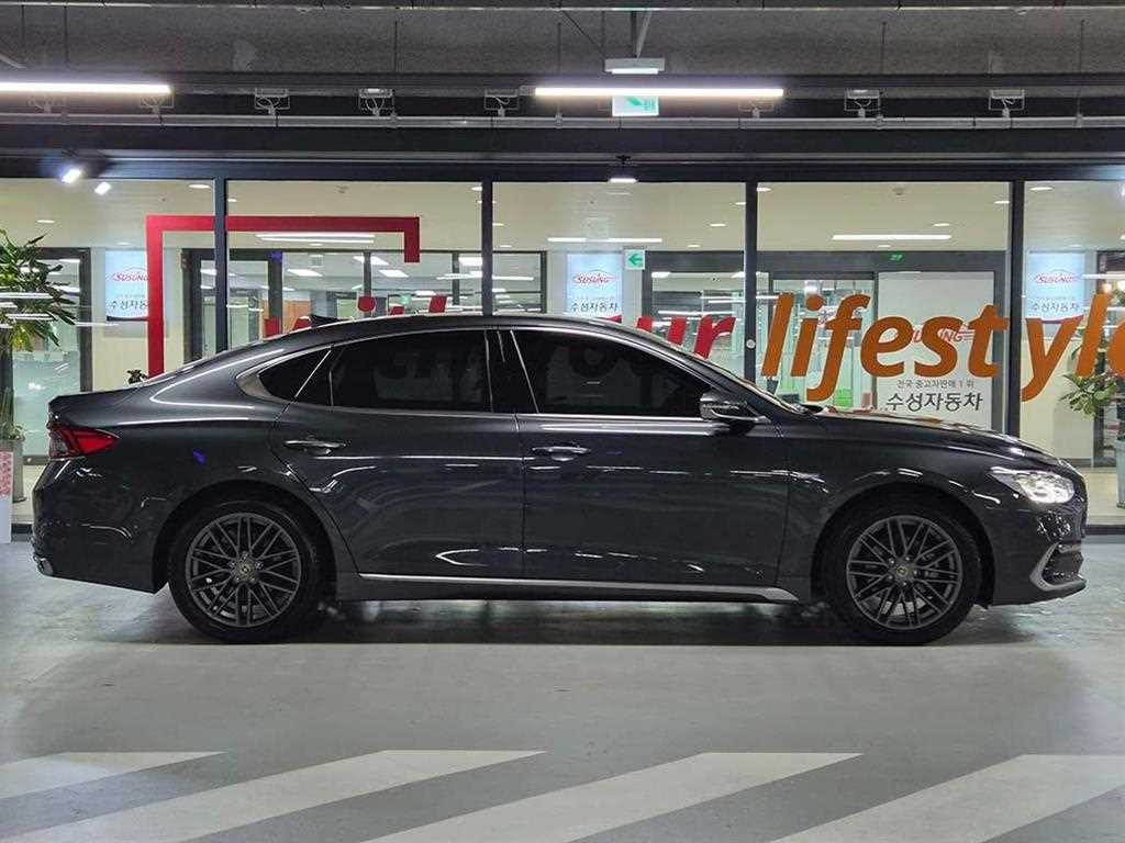 HYUNDAI Grandeur - Vista 3