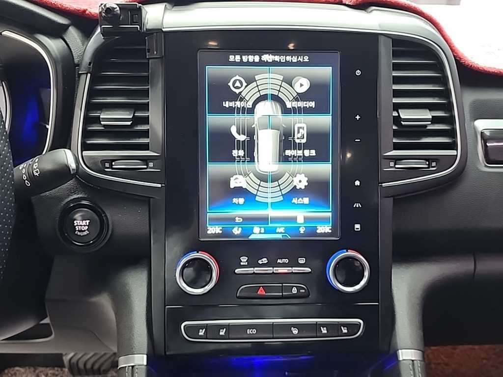 SAMSUNG QM6 - Vista 10