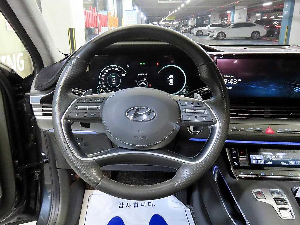 HYUNDAI Grandeur - Vista 8