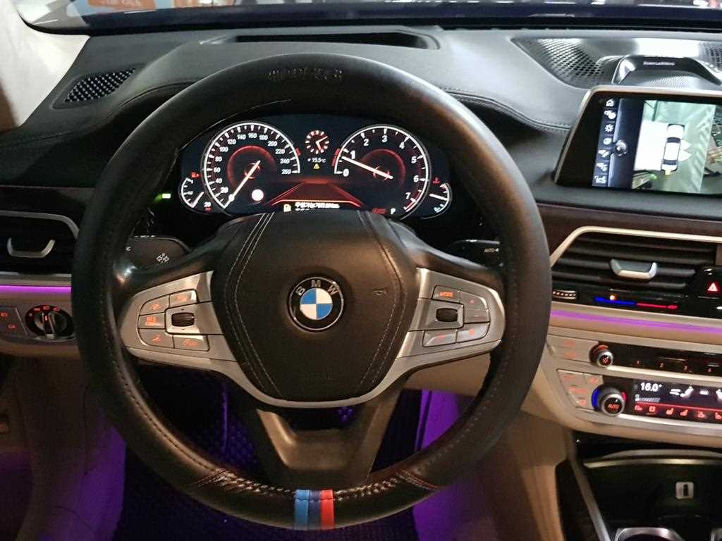 BMW 7 Series 2016 Negro - Importación desde Corea - HF Imports Iquique - Foto 17