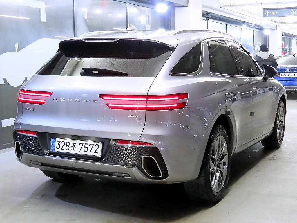 Genesis GV70 - Vista 4