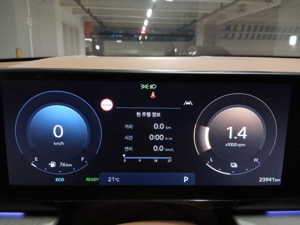 HYUNDAI Grandeur - Vista 3