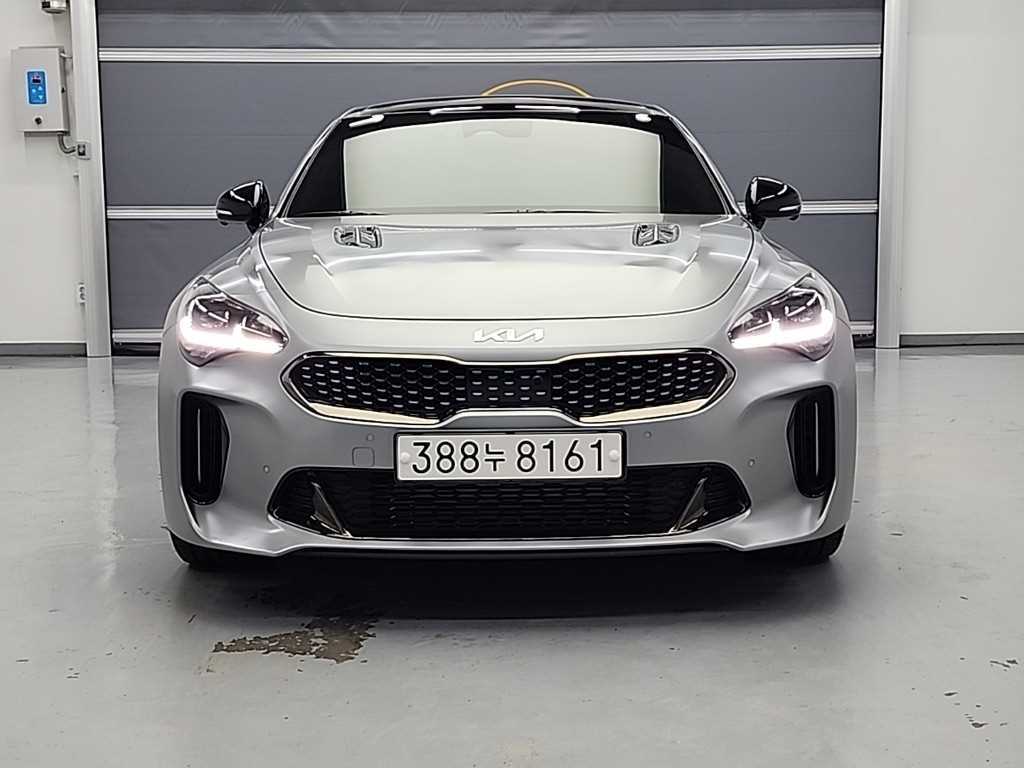 KIA Stinger - Vista 2