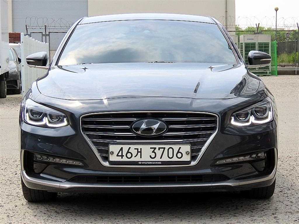 HYUNDAI Grandeur 2018 Gris - Importación desde Corea - HF Imports Iquique - Foto 1