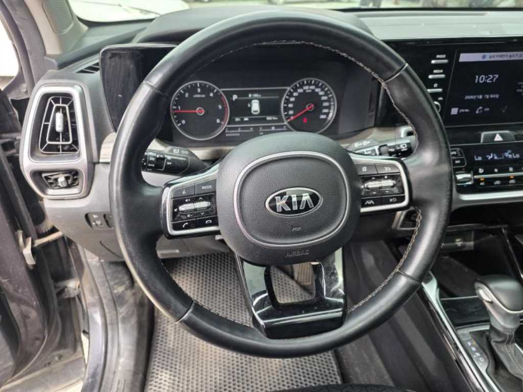 KIA Sorento - Vista 8