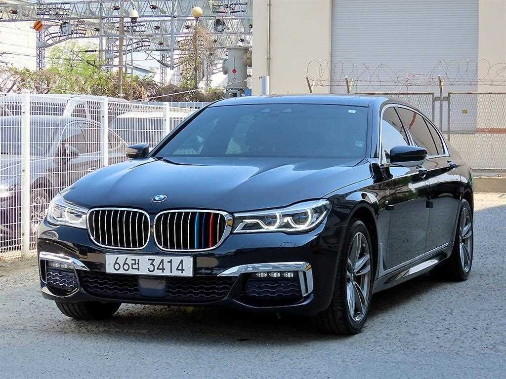 BMW 7 Series - Vista 2
