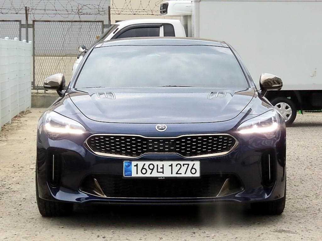 KIA Stinger 2021 Azul - Importación desde Corea - HF Imports Iquique - Foto 1
