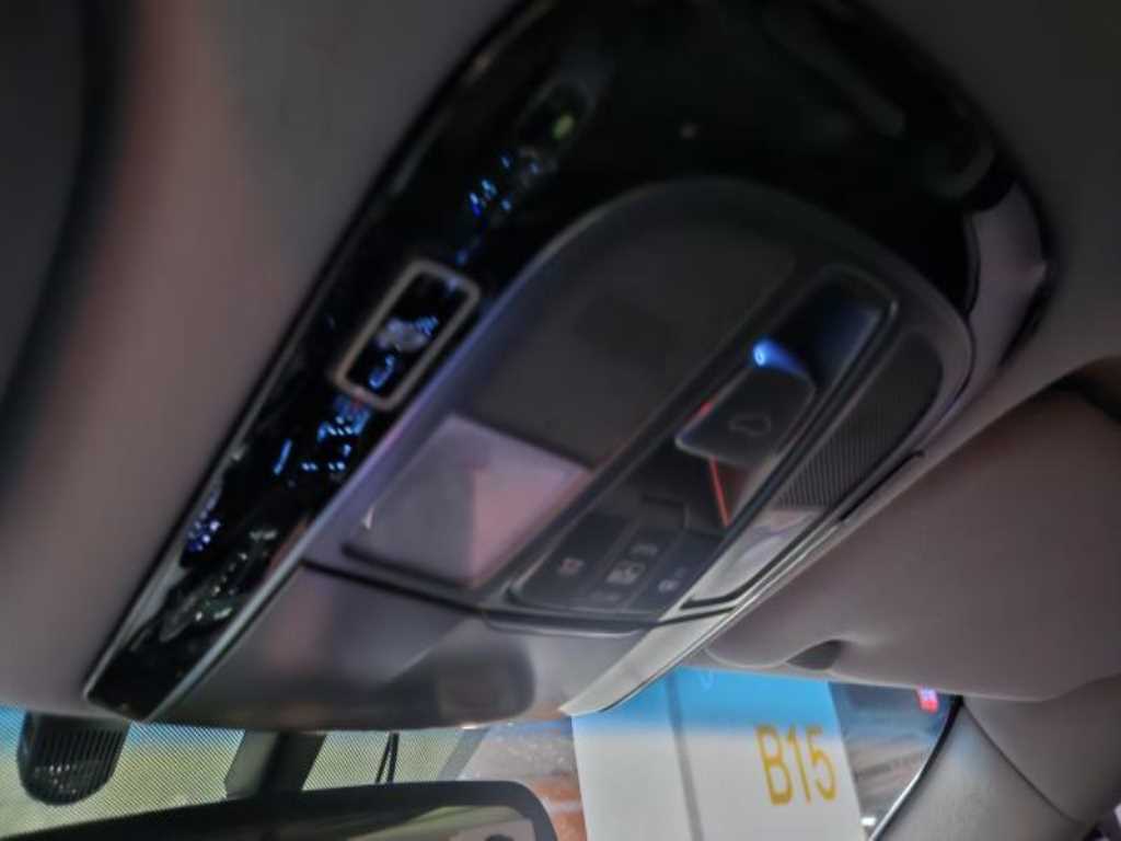 HYUNDAI Grandeur - Vista 8