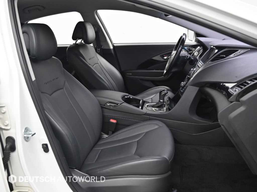 HYUNDAI Grandeur - Vista 10