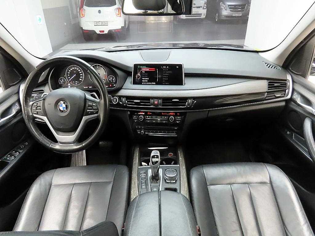 BMW X5 - Vista 8