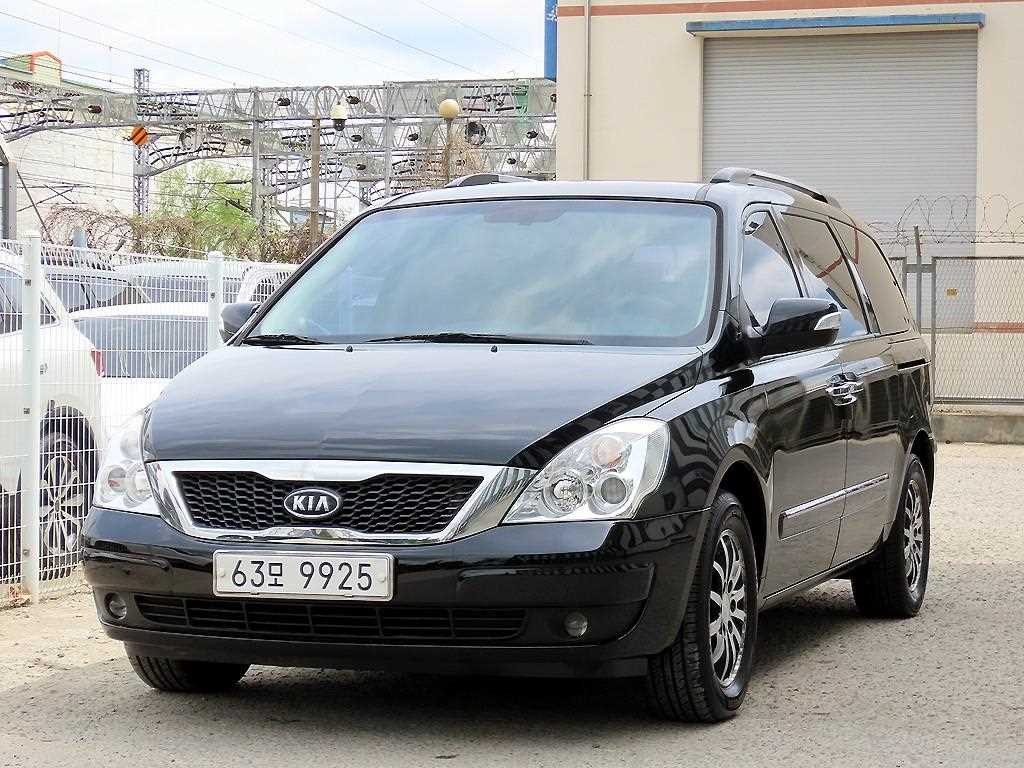 KIA Carnival - Vista 2