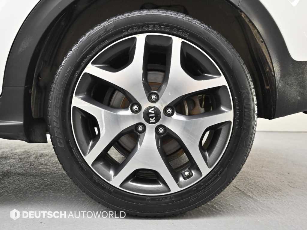 KIA Sportage - Vista 5
