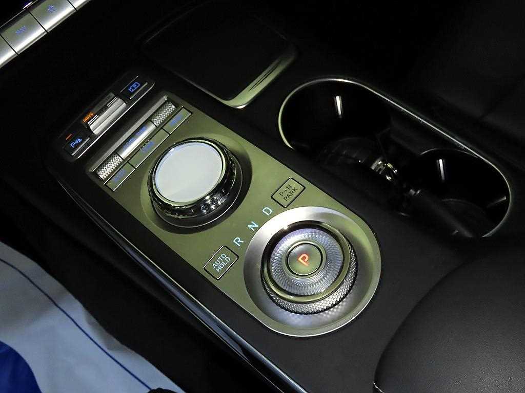 Genesis GV70 - Vista 12