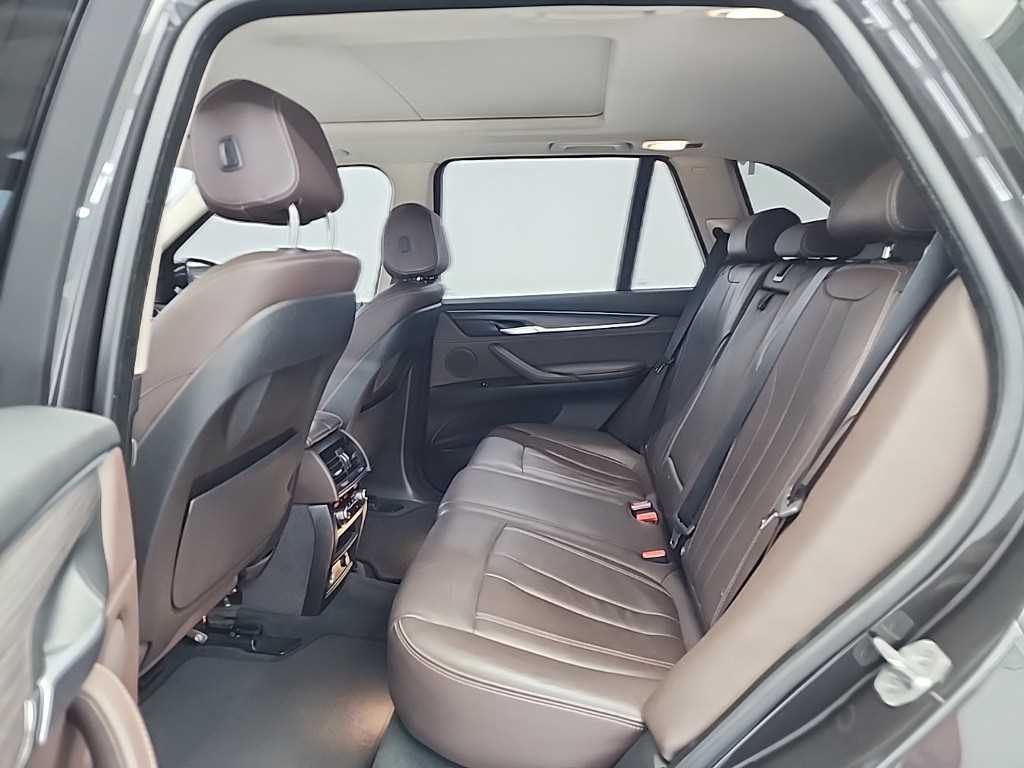 BMW X5 - Vista 12