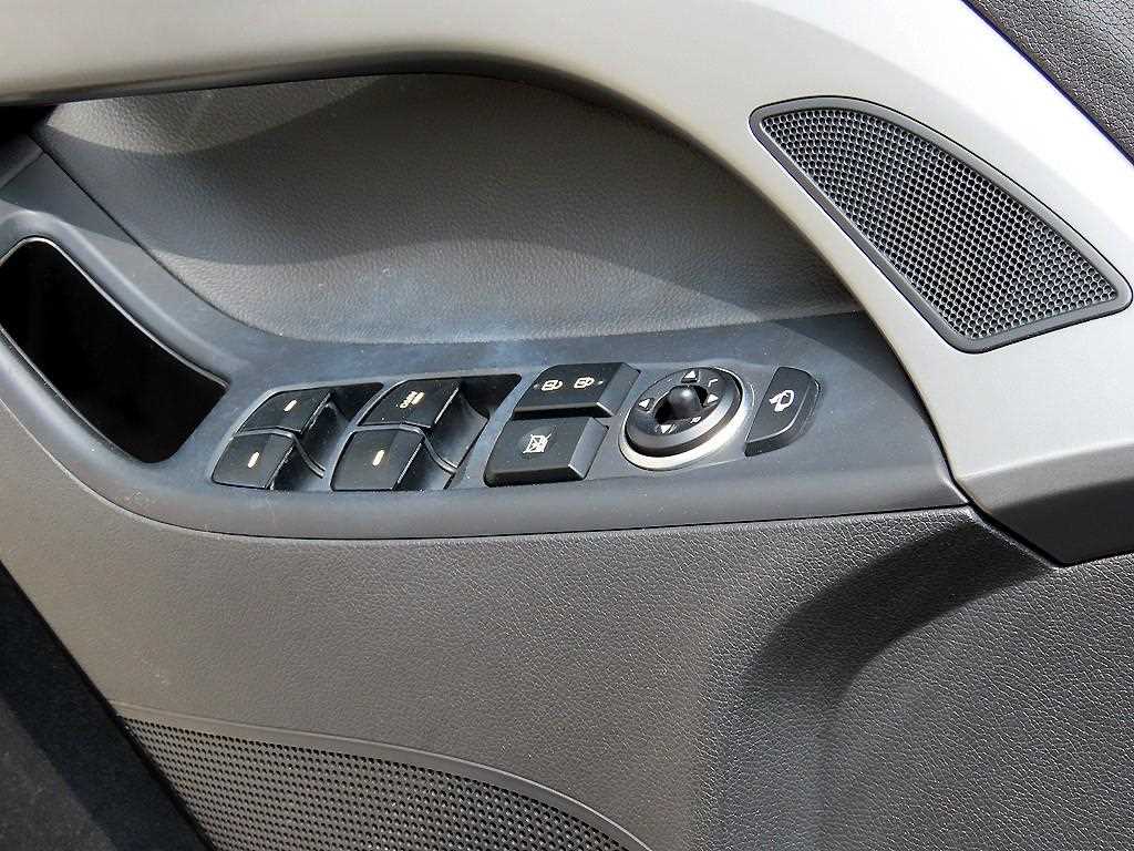 HYUNDAI Avante - Vista 11