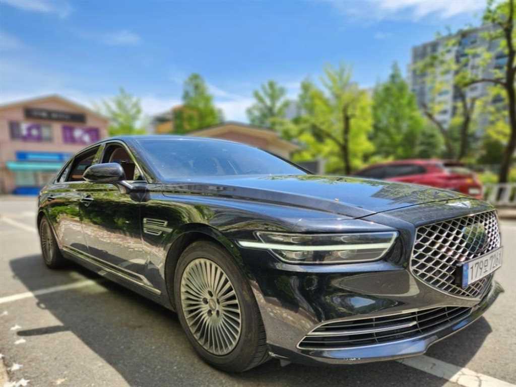 Genesis G90 - Vista 3