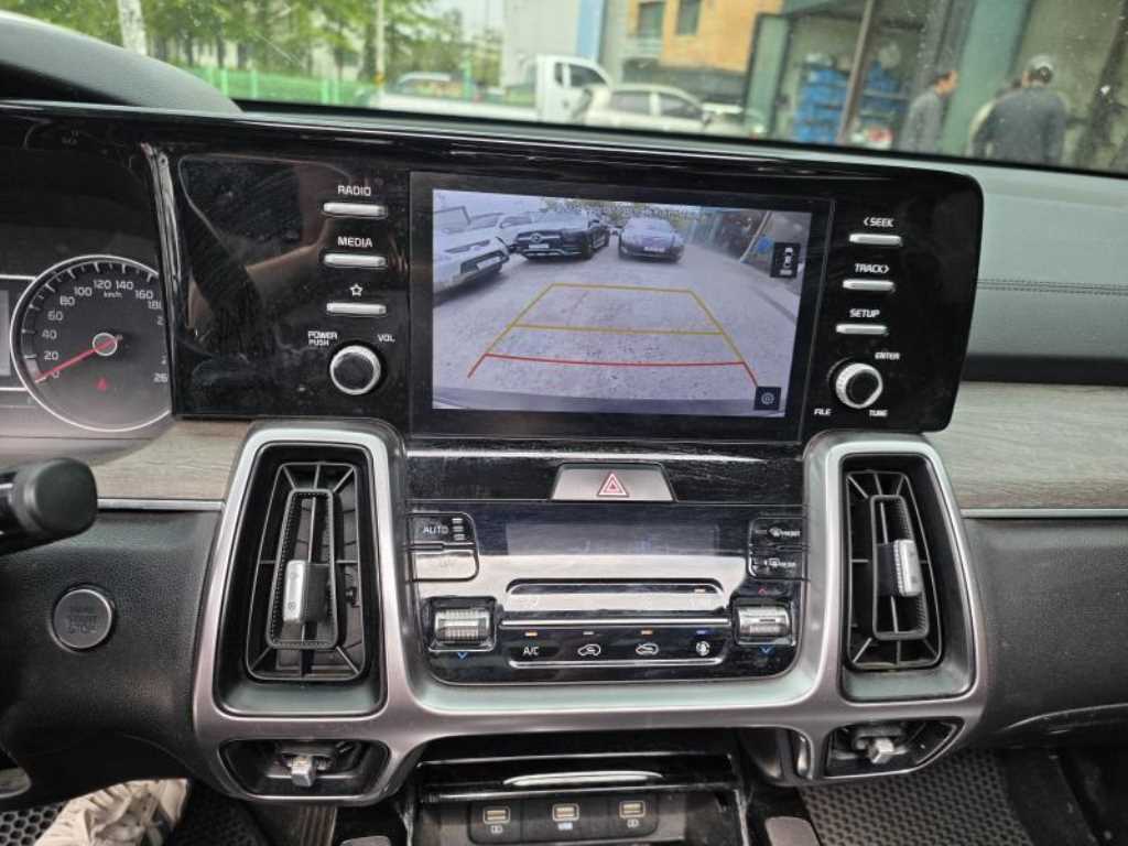 KIA Sorento - Vista 12