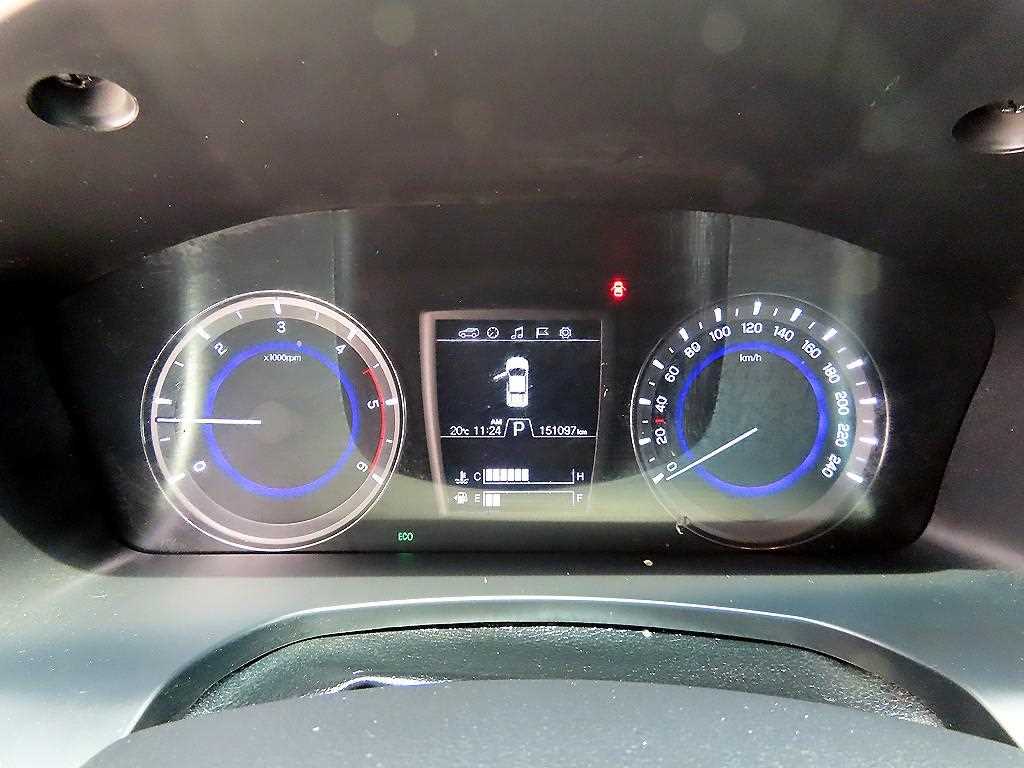 Ssangyong Rexton - Vista 9