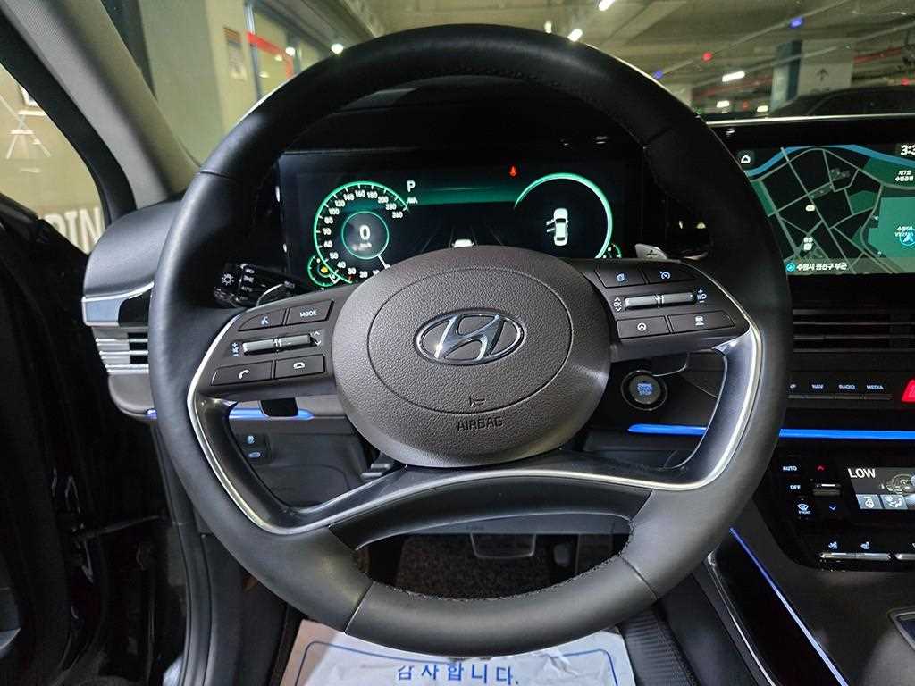 HYUNDAI Grandeur - Vista 8