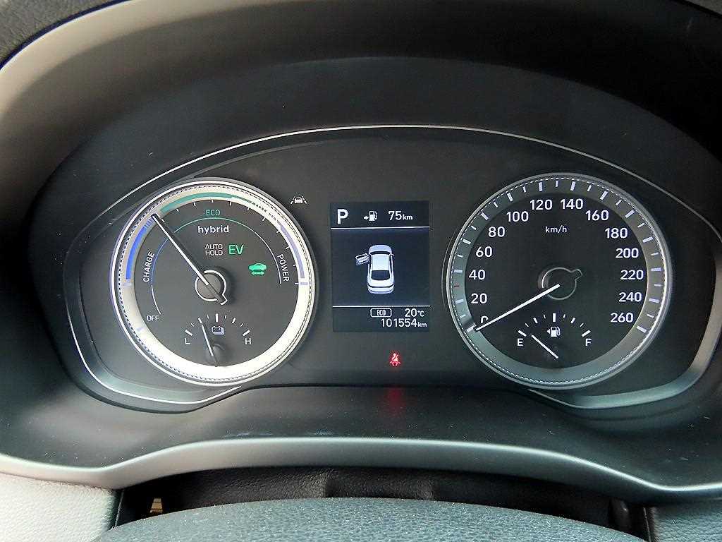 HYUNDAI Grandeur - Vista 9